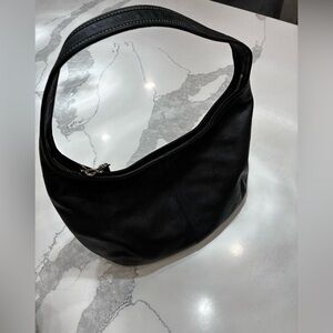 Elegant Coach Black Leather Women's Bag